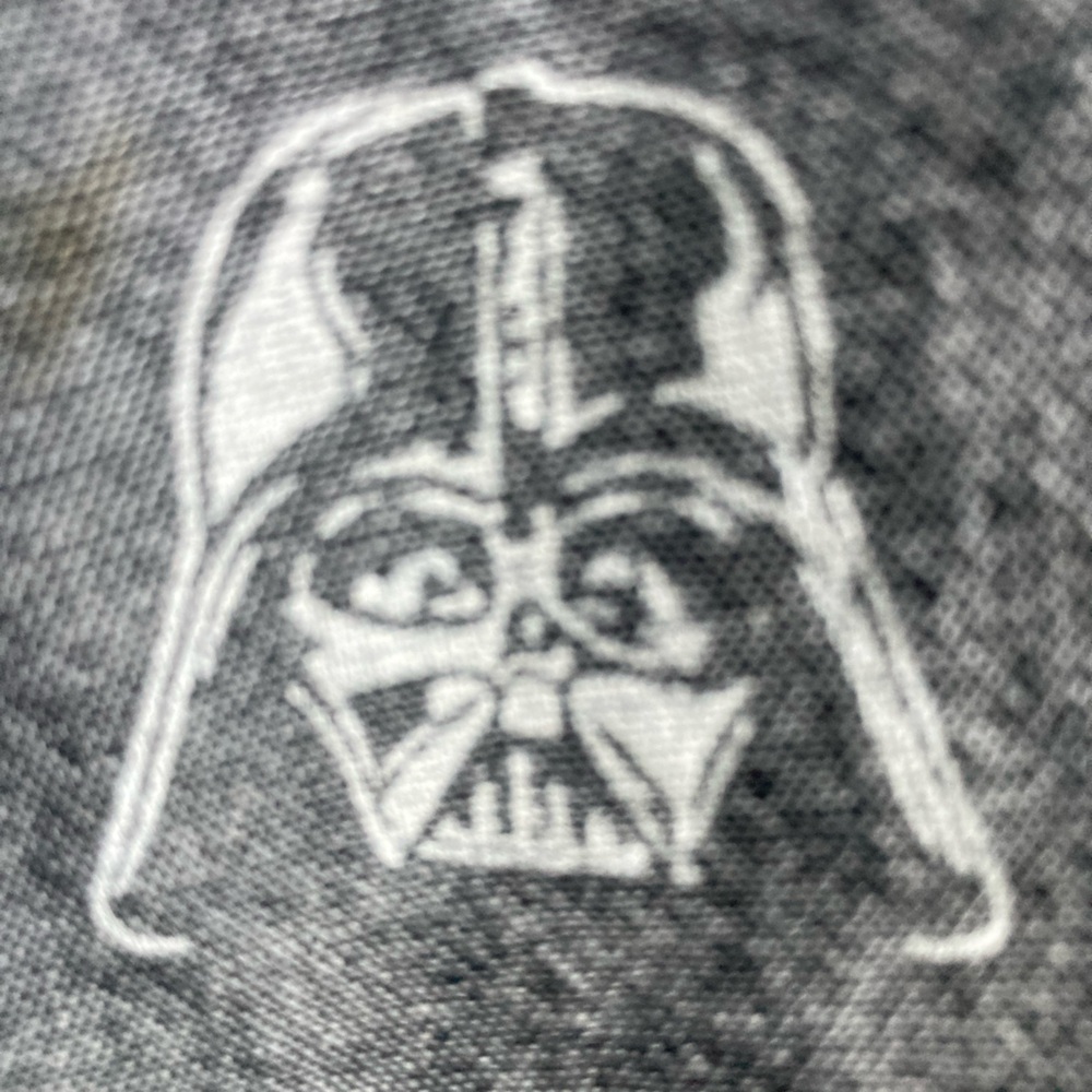 Men's Gray Graphic Button-Up Shirt - Picture 7 of 9